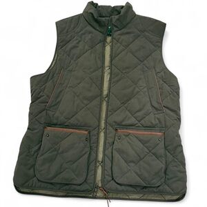 Large green orvis quilted vest